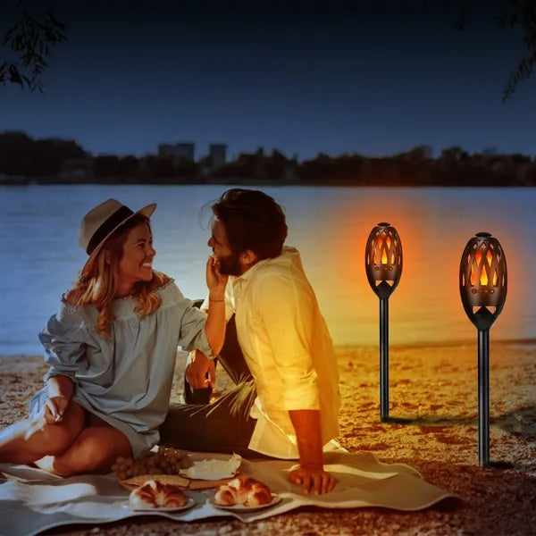 LED Flame Speakers Torch Wireless Speaker Waterproof Stereo Bass Speaker Outdoor Light-Up Speaker Atmosphere LED Flickers Night Light Patio Stake Lights Lantern For Party Camping